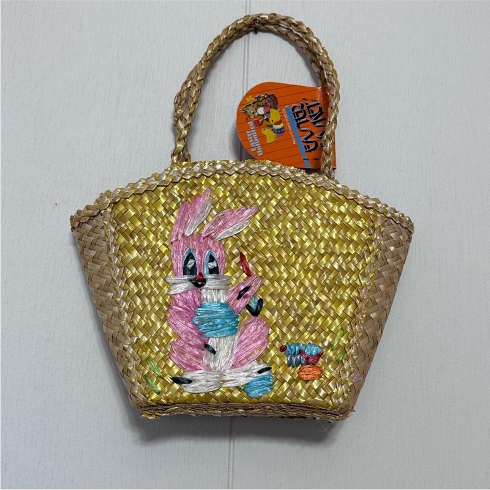 Woven Straw vintage 80s water basket  with Easter bunny Design